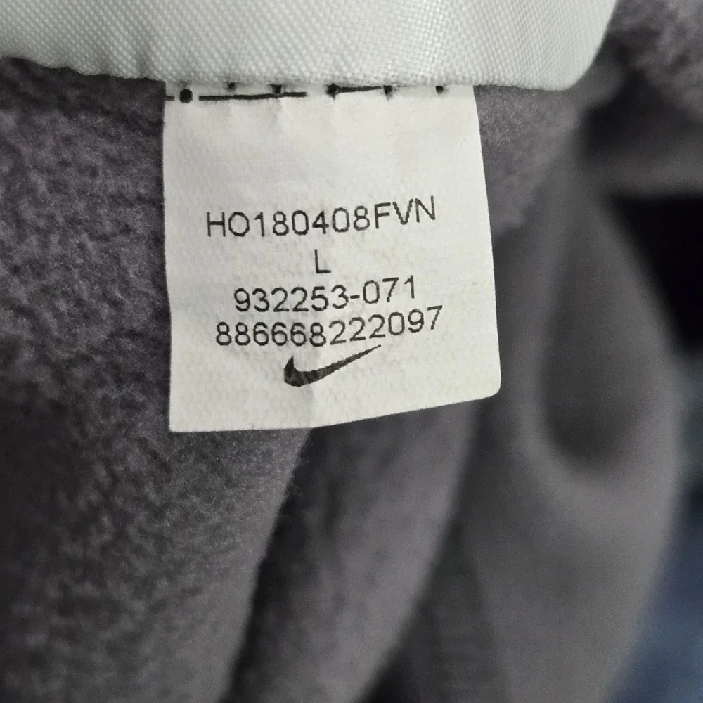 Nike *please carefully